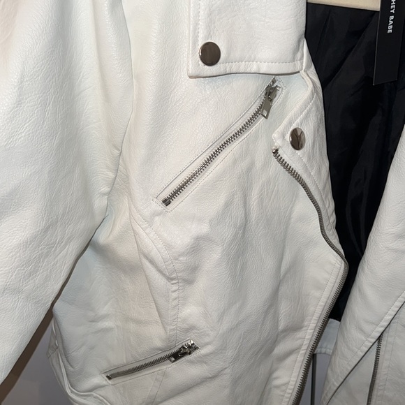Premme White Faux Leather jacket - Picture 4 of 8